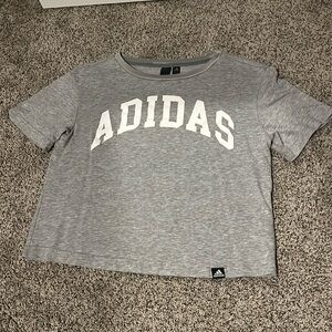 Adidas Gray Cropped Tshirt. Size: XS